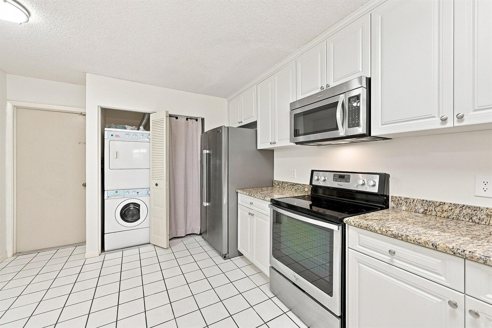 9825 NW 1ST Court, Plantation, FL 33324 — zdjęcie 4