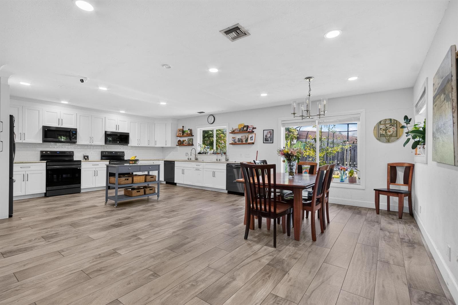 9404 NW 37TH Court, Coral Springs, FL 33065 — zdjęcie 3