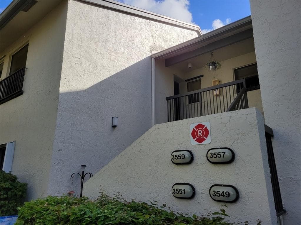 3559 COCOPLUM Circle, Coconut Creek, FL 33063 — zdjęcie 4