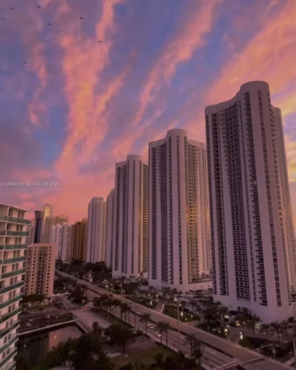17011 N Bay Rd # 112, Sunny Isles Beach, FL 33160 — zdjęcie 2