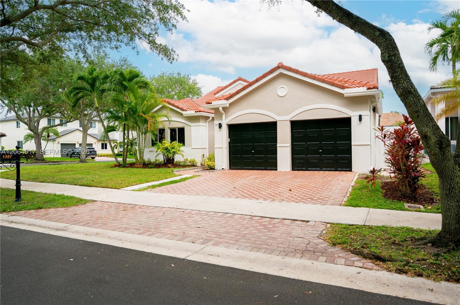 1357 Camellia Ln, Weston, FL 33326 — zdjęcie 2