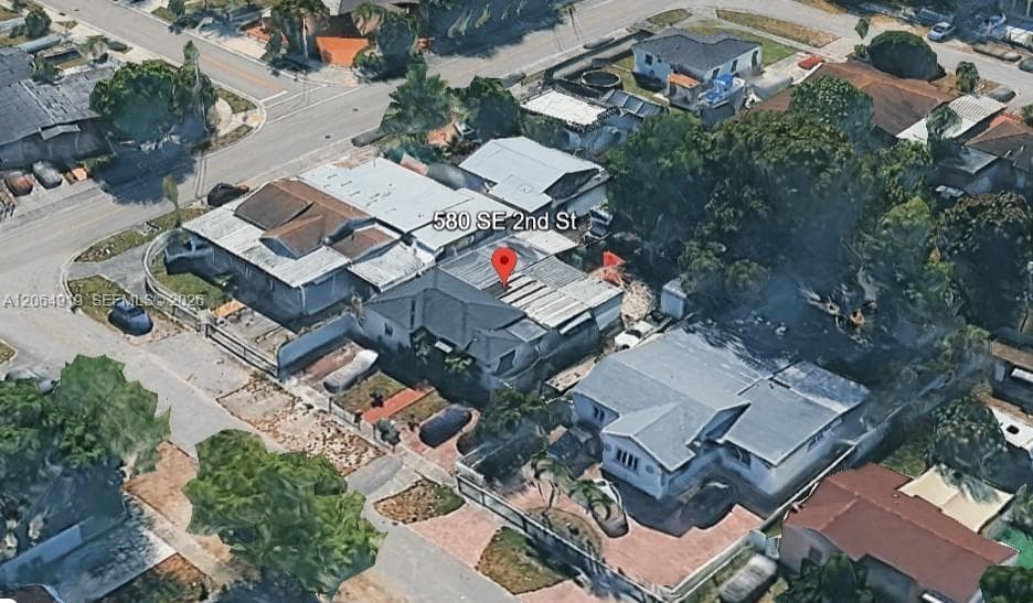 580 SE 2nd St, Hialeah, FL 33010 — zdjęcie 2