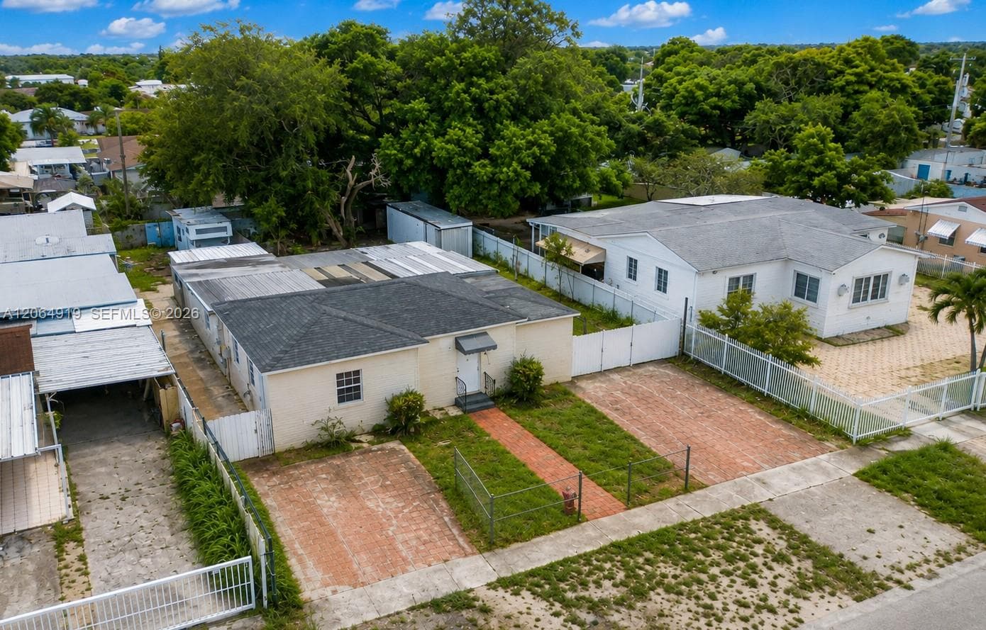 580 SE 2nd St, Hialeah, FL 33010 — zdjęcie 3