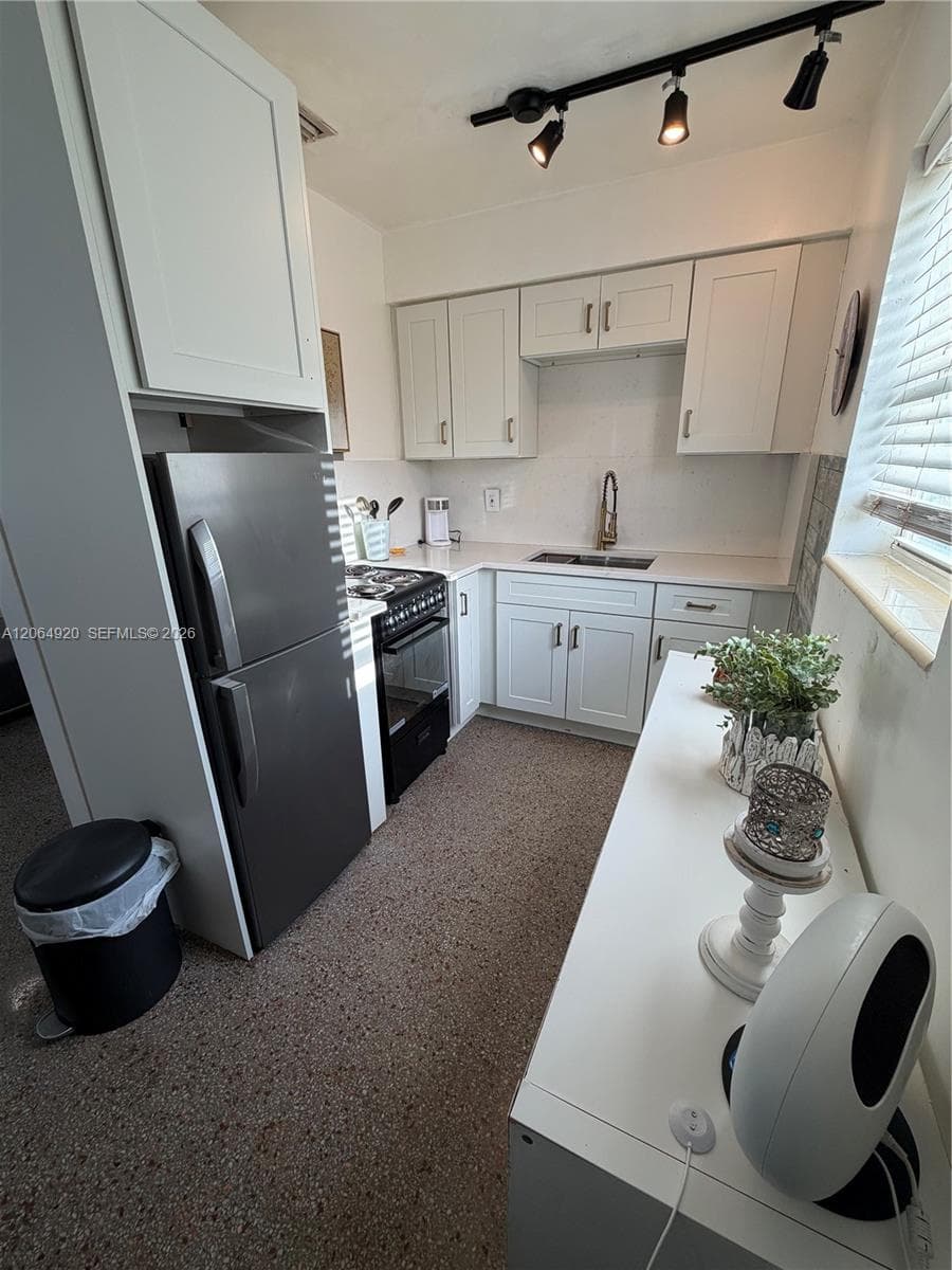 2130 Mckinley St # 1, Hollywood, FL 33020 — zdjęcie 3