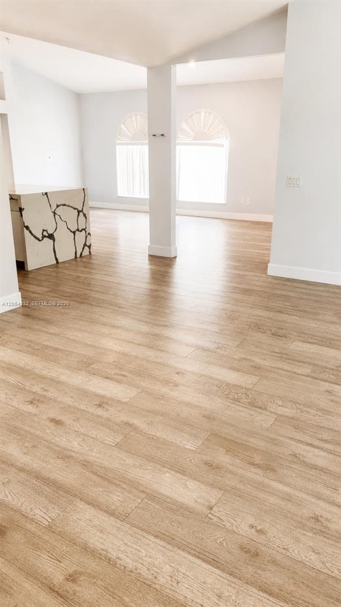273 SE Whitmore Dr, Port St. Lucie, FL 34984 — zdjęcie 3