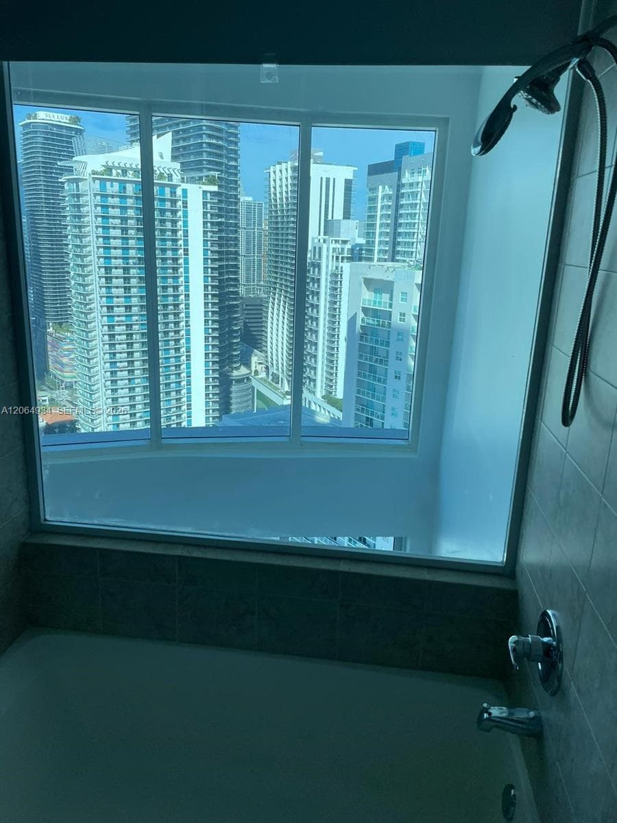 60 SW 13th St # 3426, Miami, FL 33130 — zdjęcie 5