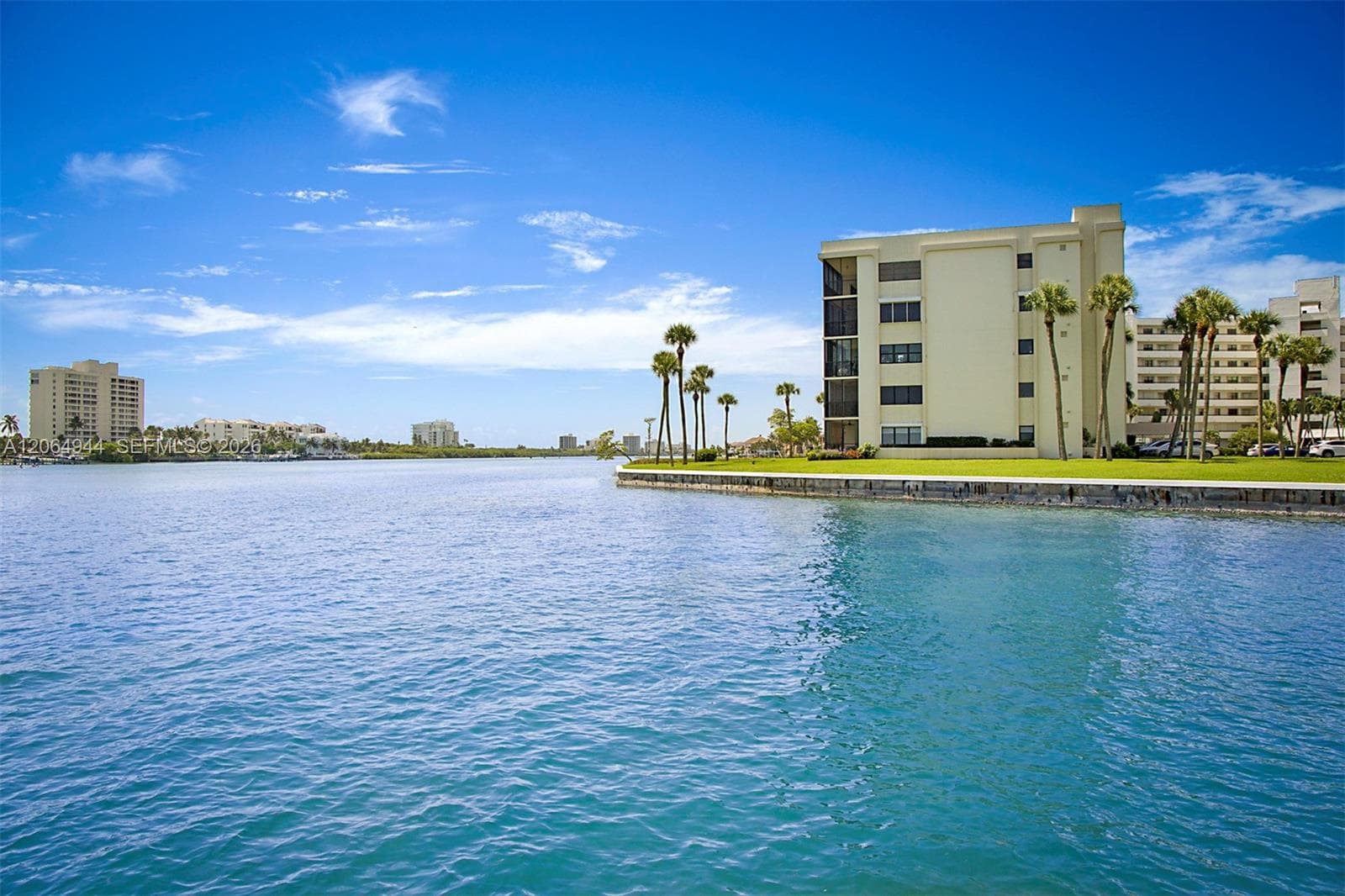 100 Intracoastal Pl # 102, Jupiter, FL 33469
