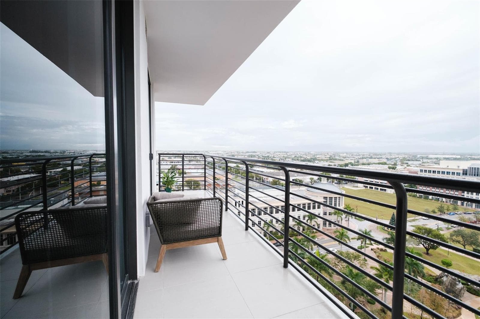 5350 NW 84th Avenue # 1413, Doral, FL 33166 — zdjęcie 4
