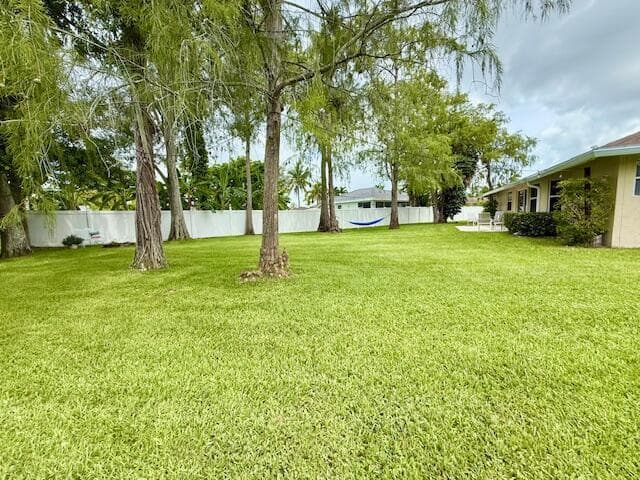 228 PARK Road N, Royal Palm Beach, FL 33411 — zdjęcie 3