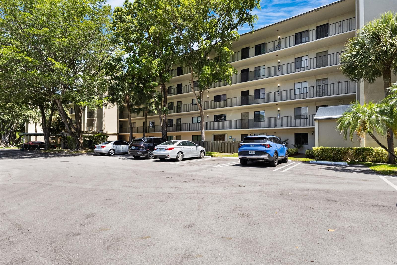 2209 S Cypress Bend Drive # 507, Pompano Beach, FL 33069 — zdjęcie 2