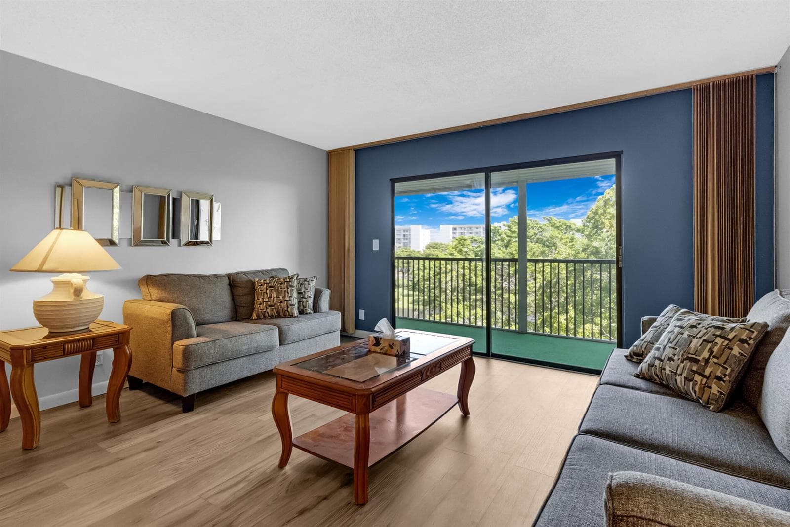 2209 S Cypress Bend Drive # 507, Pompano Beach, FL 33069