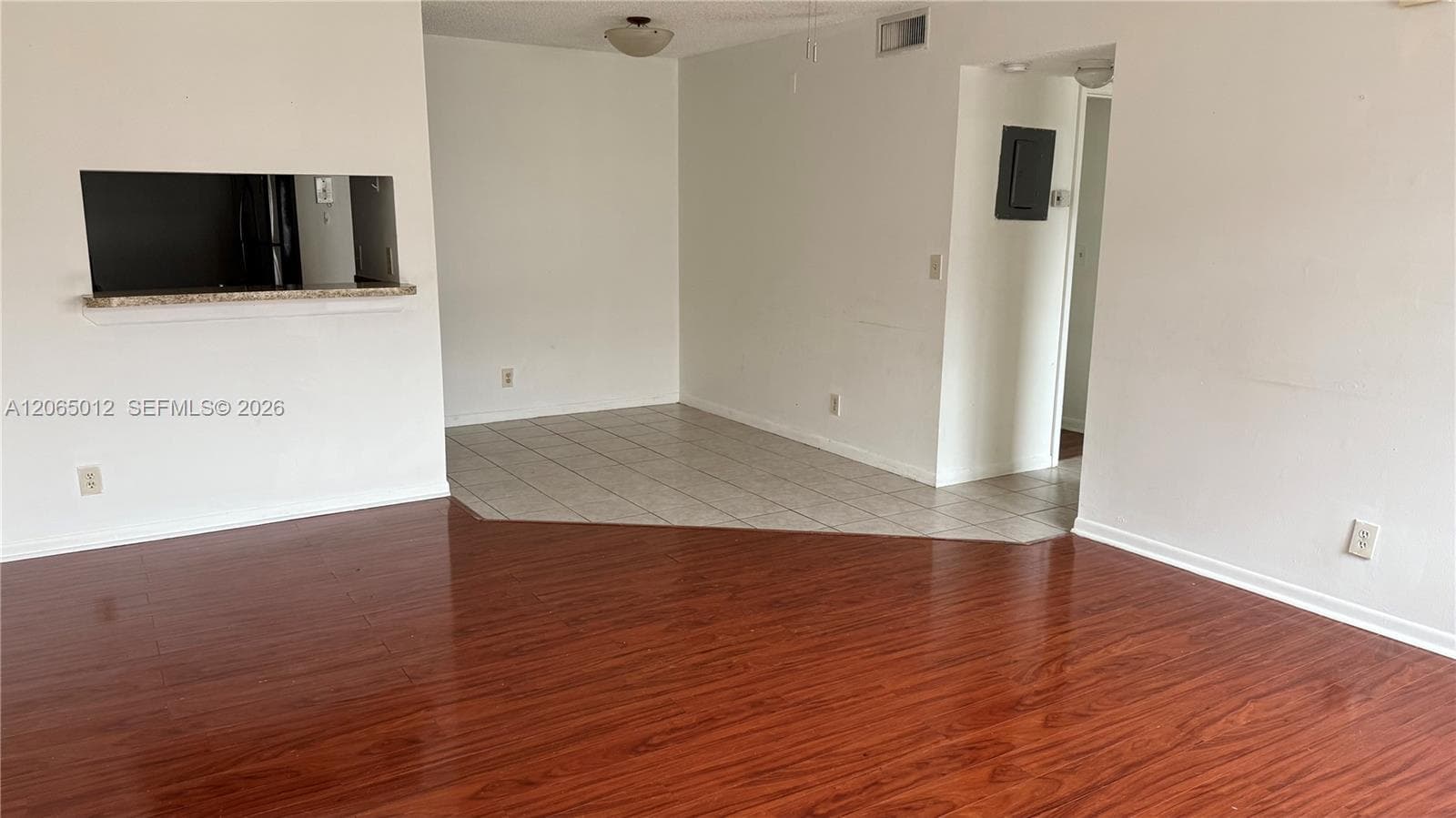 1032 Twin Lakes Dr # 21-G, Coral Springs, FL 33071