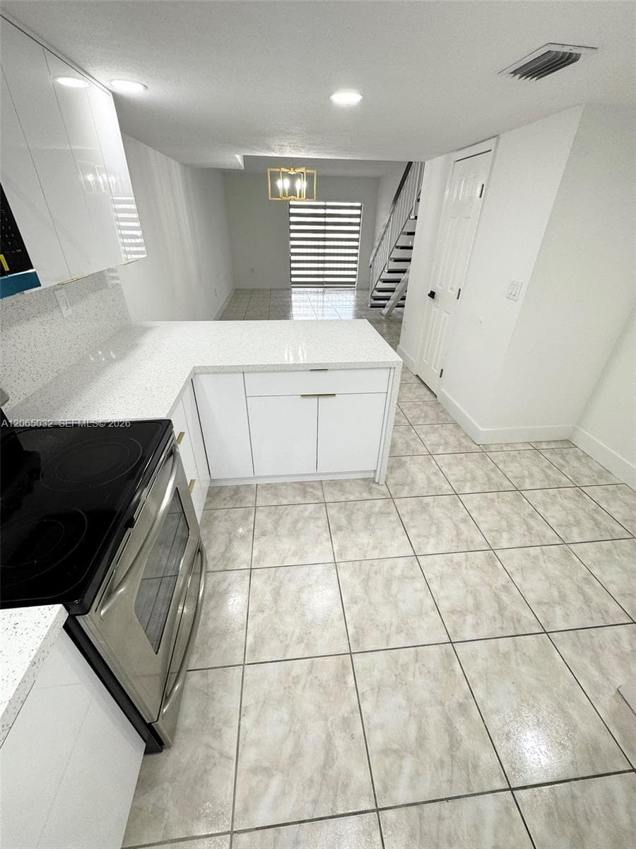 5580 W 26th Ct # 209, Hialeah, FL 33016 — zdjęcie 3