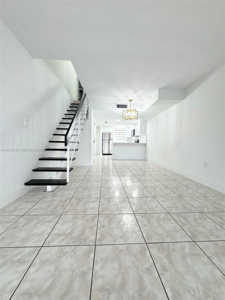 5580 W 26th Ct # 209, Hialeah, FL 33016 — zdjęcie 5