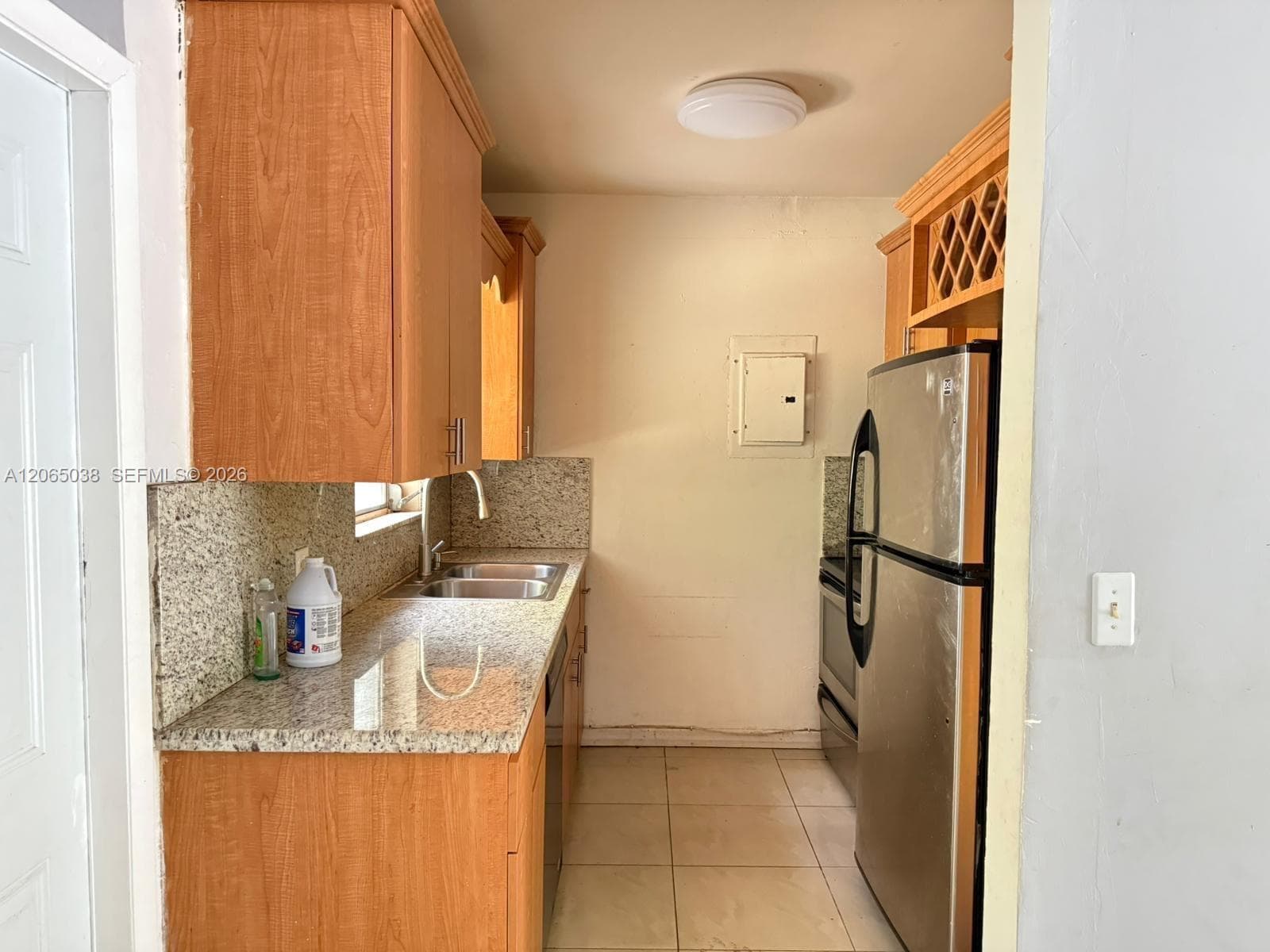 951 NE 157th Ter, North Miami Beach, FL 33162 — zdjęcie 5