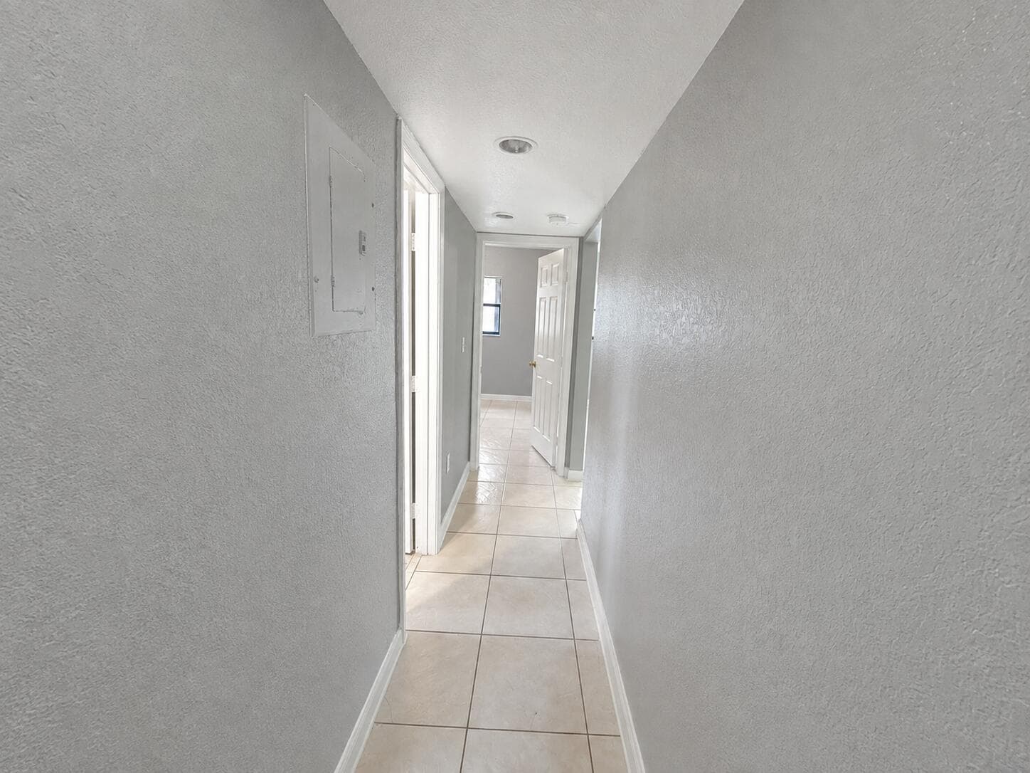 421 NW 7TH Terrace # 4, Fort Lauderdale, FL 33311 — zdjęcie 2