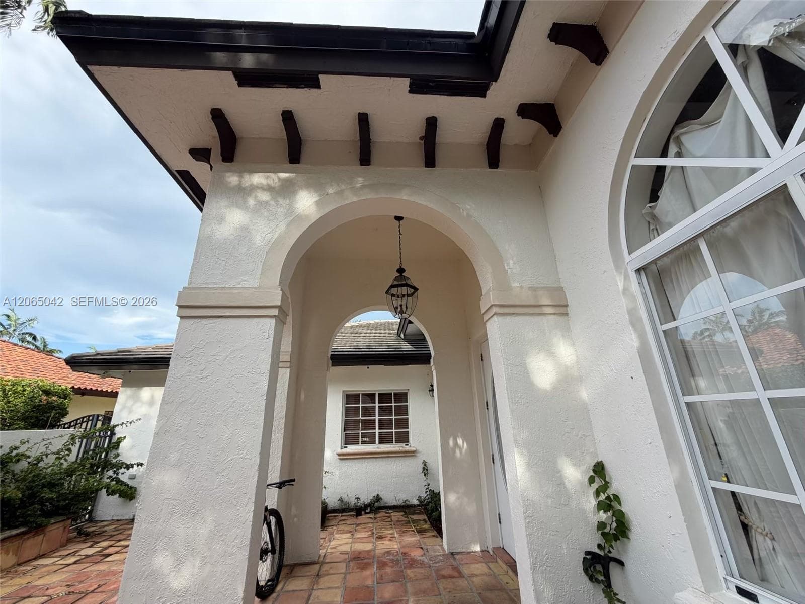 15901 NW 83rd Pl, Miami Lakes, FL 33016 — zdjęcie 4
