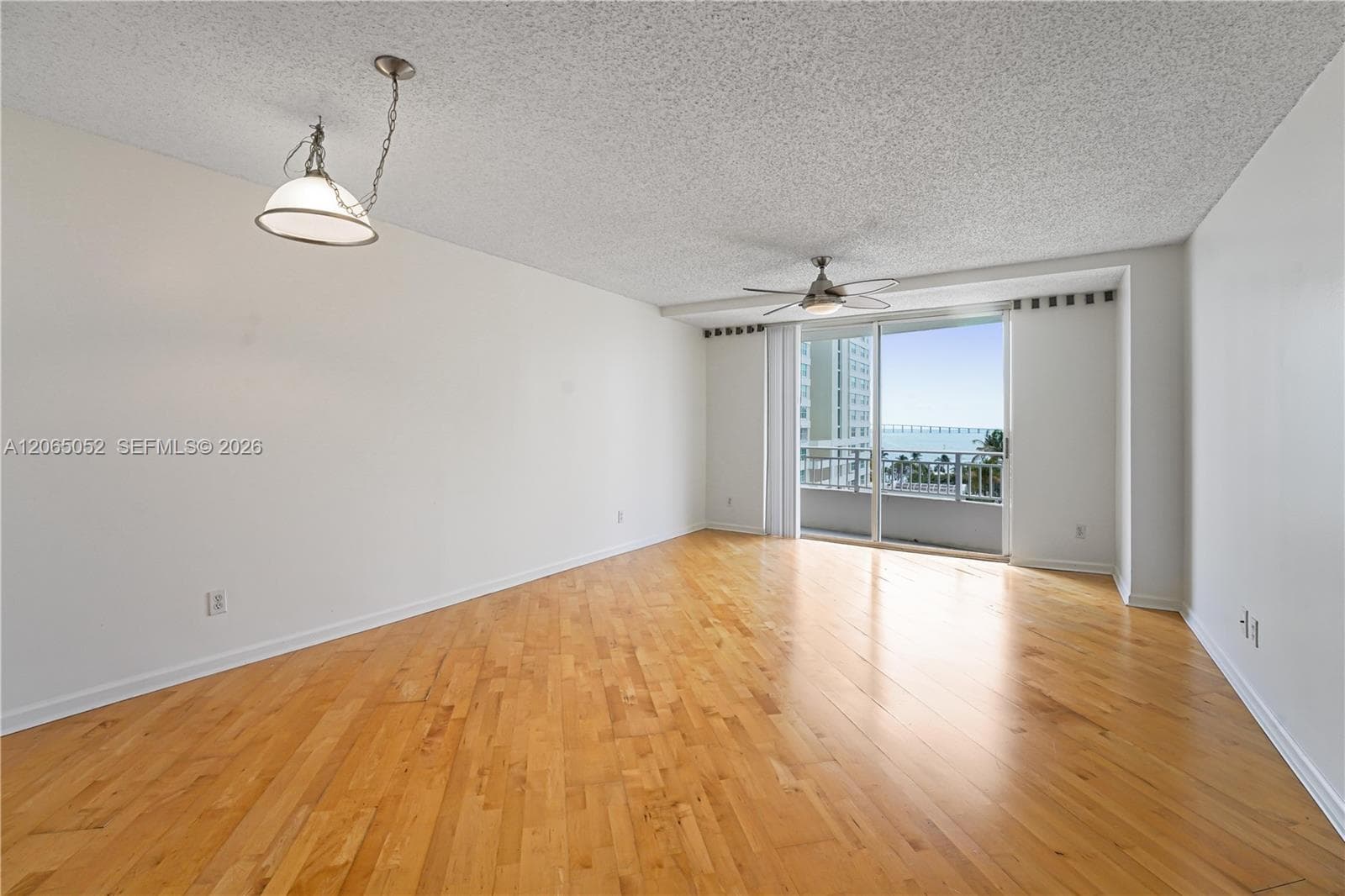 770 Claughton Island Dr # 808, Miami, FL 33131 — zdjęcie 4