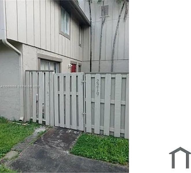 2219 NW 56th Ave # 2-B, Lauderhill, FL 33313 — zdjęcie 3