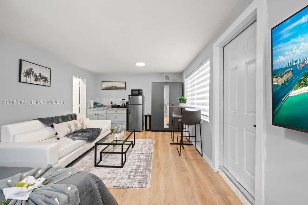 213 Columbus Pkwy # 2, Hollywood, FL 33021 — zdjęcie 3