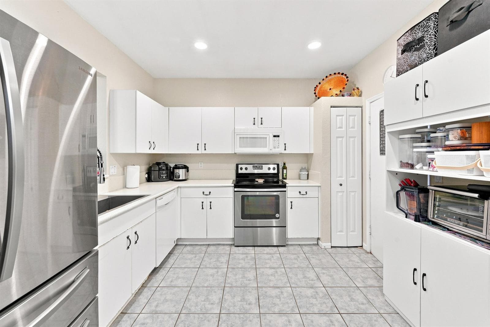 5477 NW 90th Terrace, Sunrise, FL 33351 — zdjęcie 4