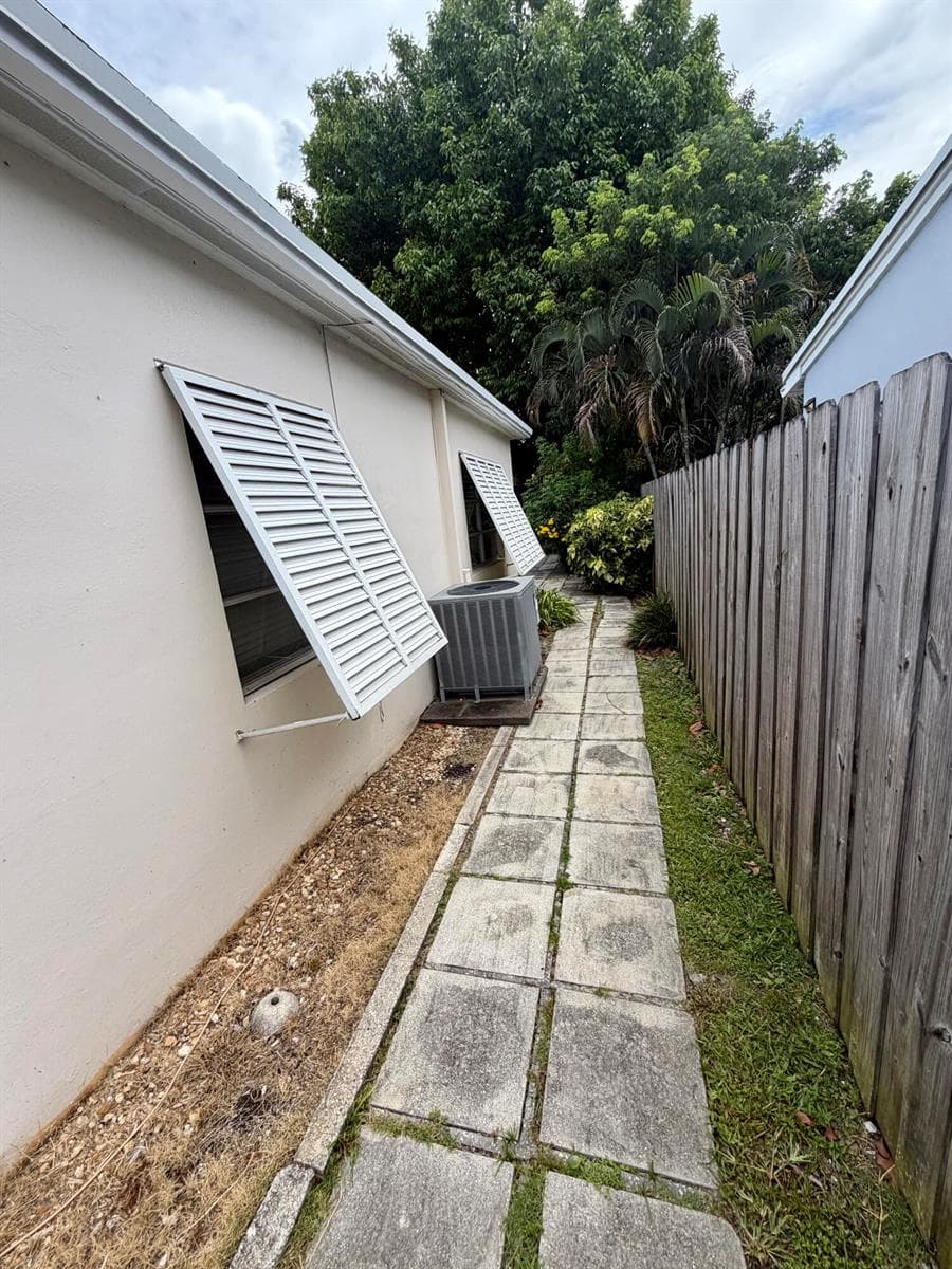 1228 NE 13TH Avenue, Fort Lauderdale, FL 33304 — zdjęcie 4