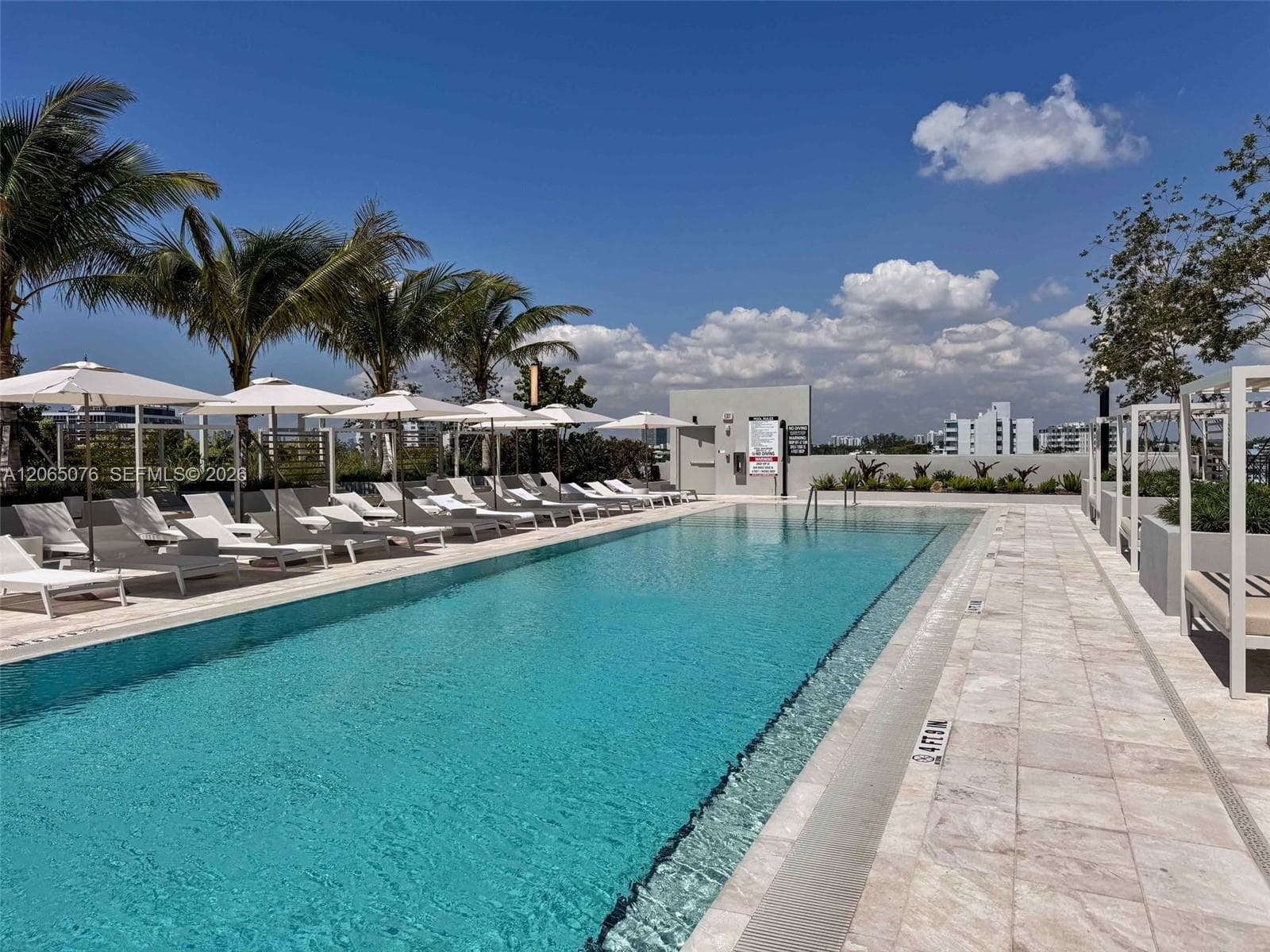580 72nd St # 808, Miami Beach, FL 33141 — zdjęcie 3