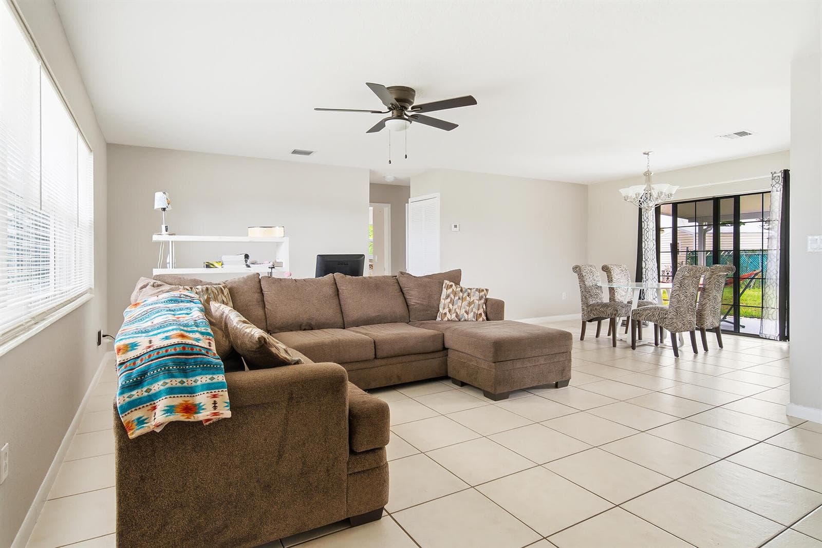 333 Elizabeth Road, Lake Worth, FL 33461 — zdjęcie 2