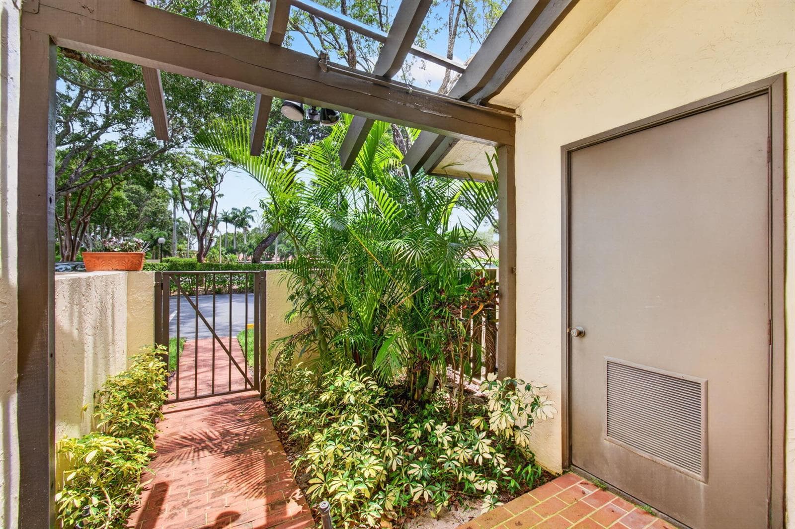 10247 N Circle Lake Drive # 102, Boynton Beach, FL 33437 — zdjęcie 2