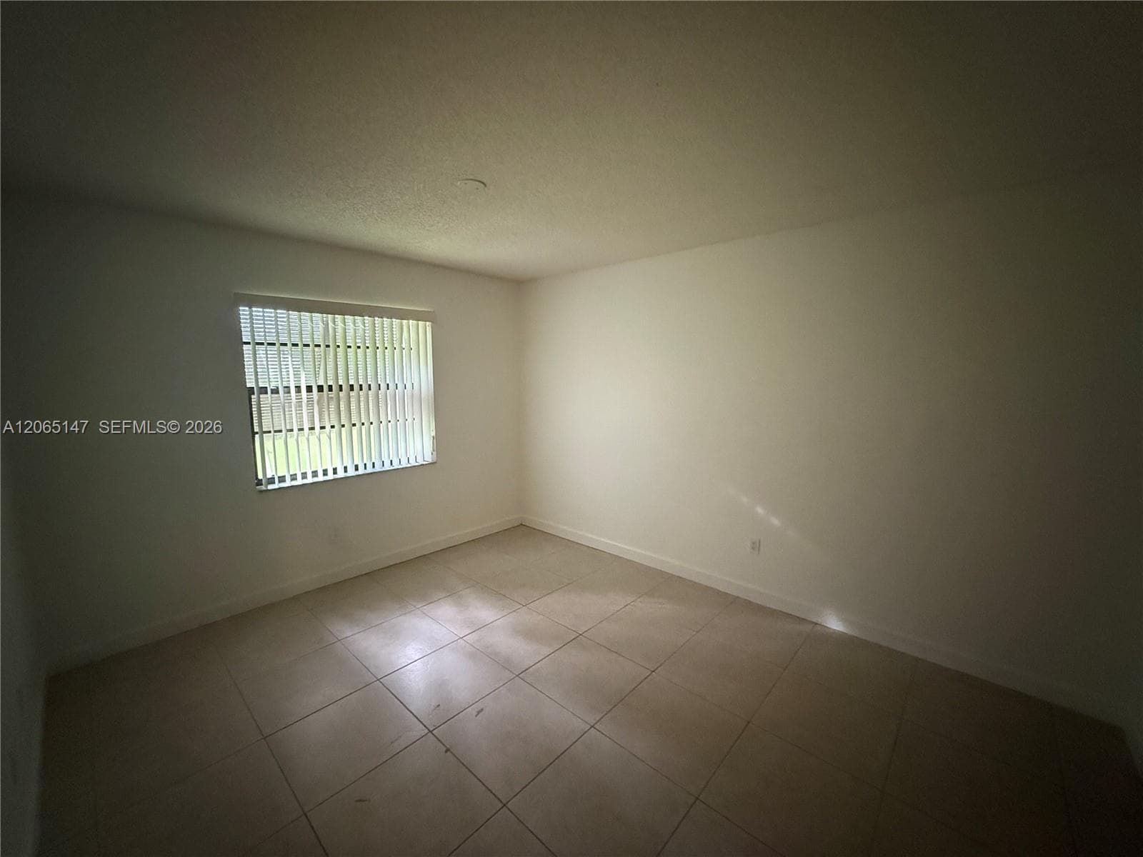 7995 SW 86th St # 305, Miami, FL 33143 — zdjęcie 2
