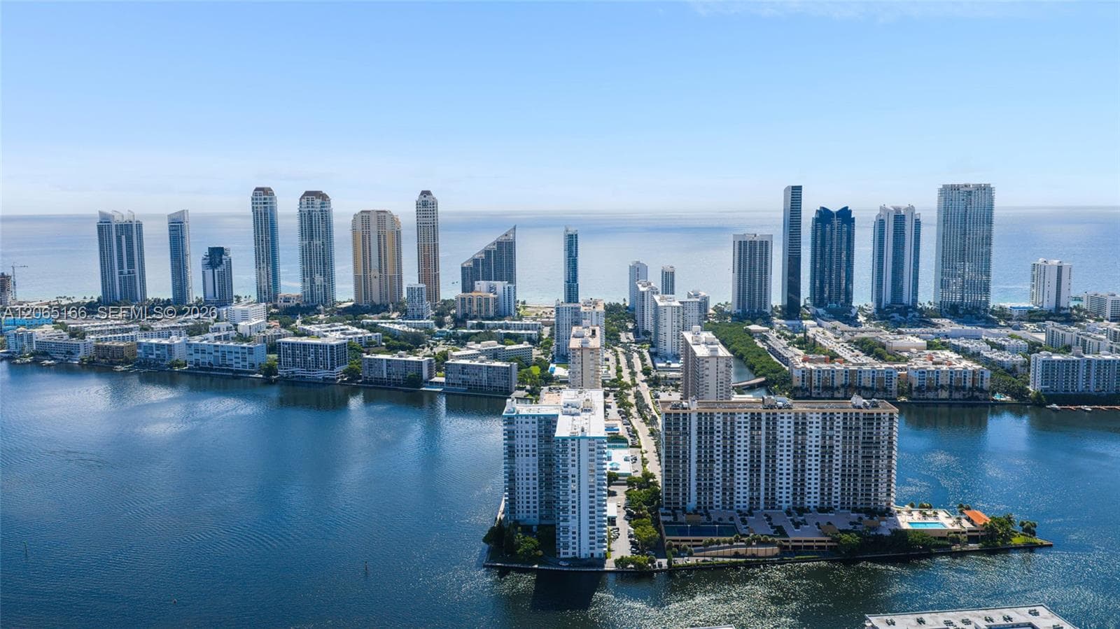 301 174th St # 1216, Sunny Isles Beach, FL 33160