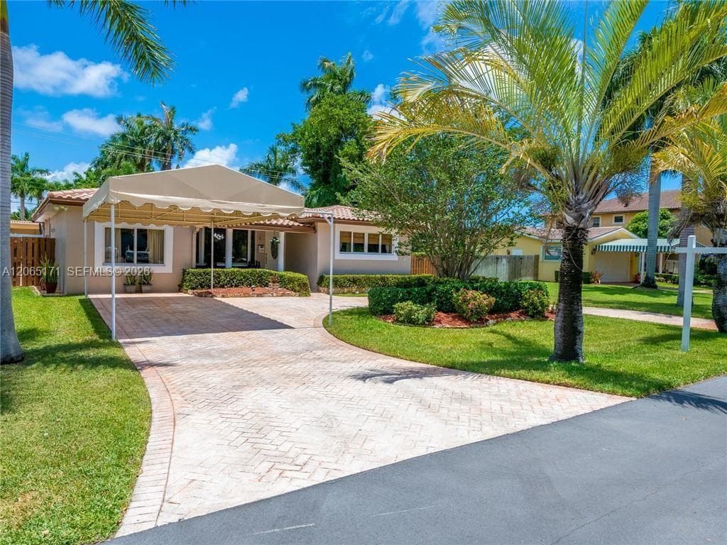 939 Washington St, Hollywood, FL 33019 — zdjęcie 3