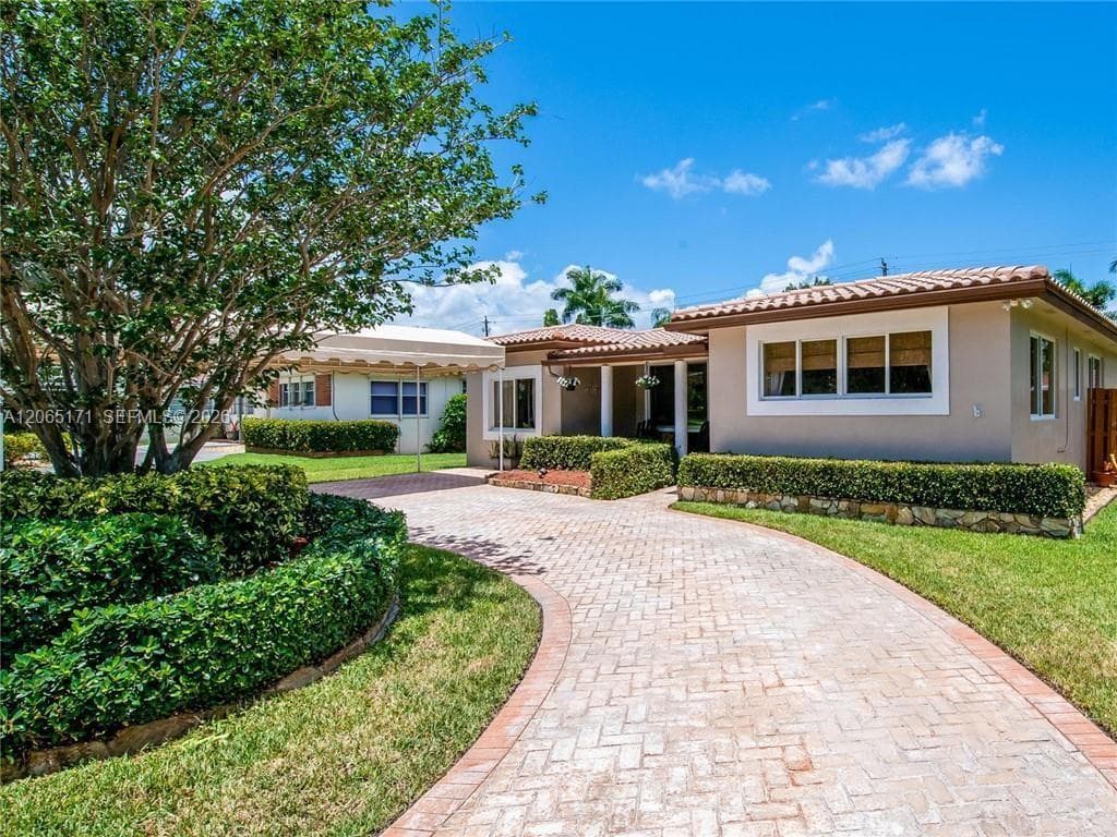 939 Washington St, Hollywood, FL 33019 — zdjęcie 4