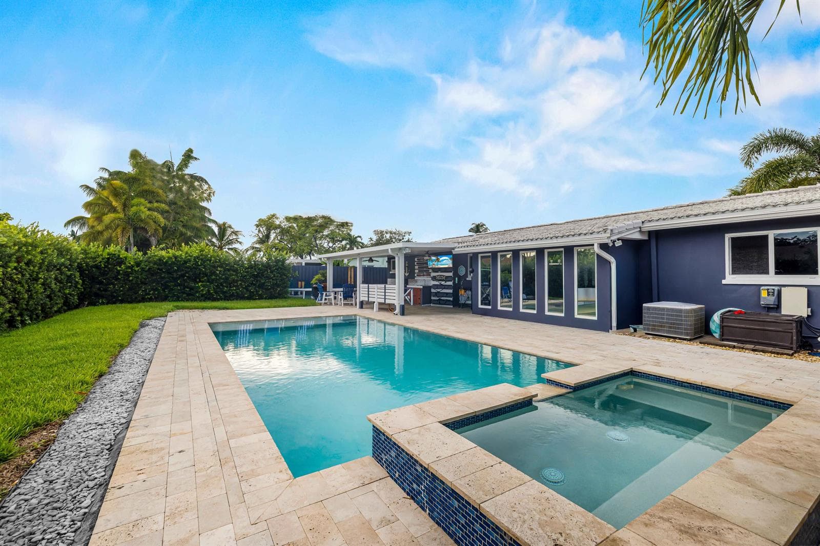 1310 NE 46TH Street, Oakland Park, FL 33334 — zdjęcie 2