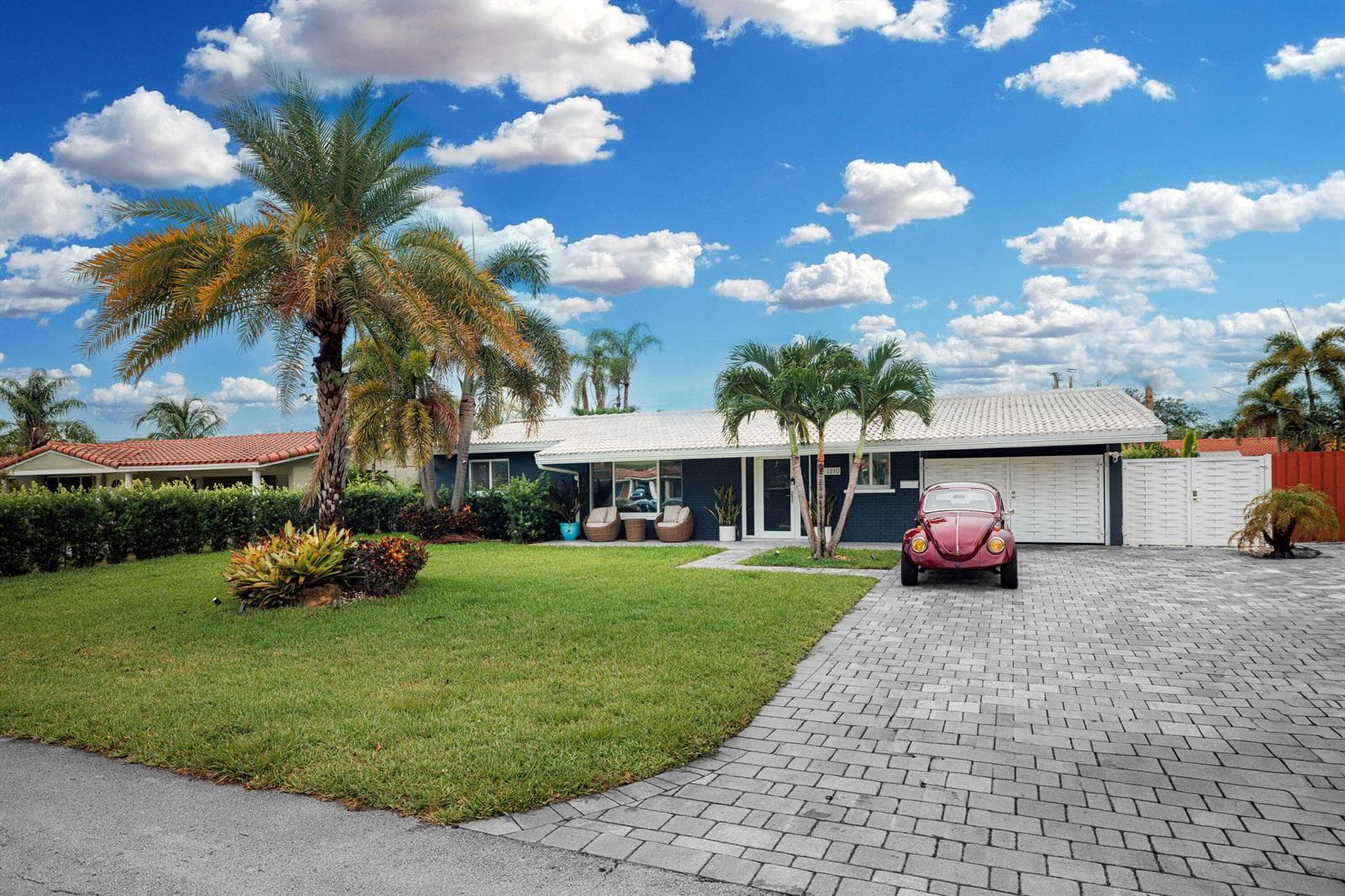 1310 NE 46TH Street, Oakland Park, FL 33334 — zdjęcie 3