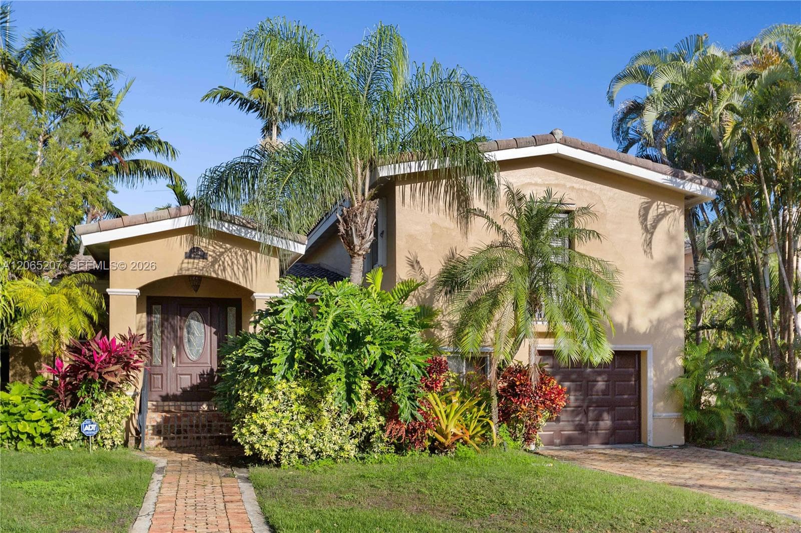 6315 Maynada St, Coral Gables, FL 33146