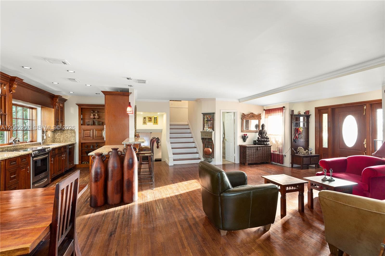 6315 Maynada St, Coral Gables, FL 33146 — zdjęcie 5