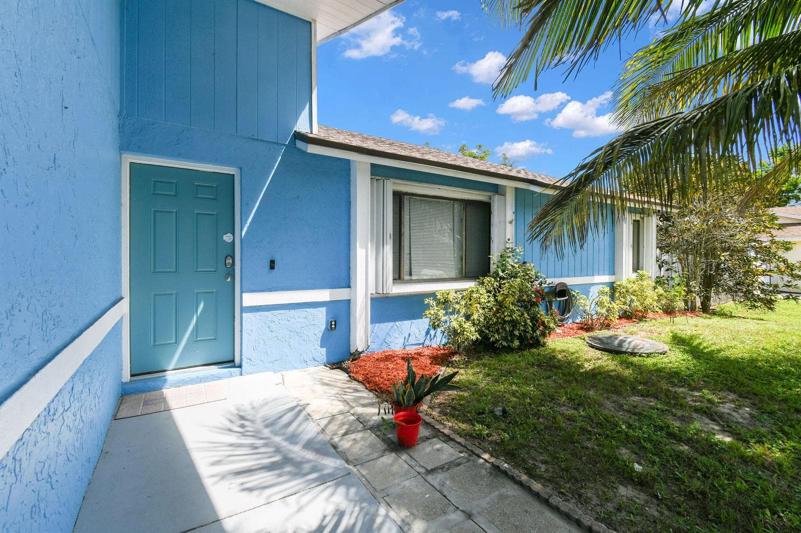 767 SE CHALOUPE Avenue, Port St. Lucie, FL 34983