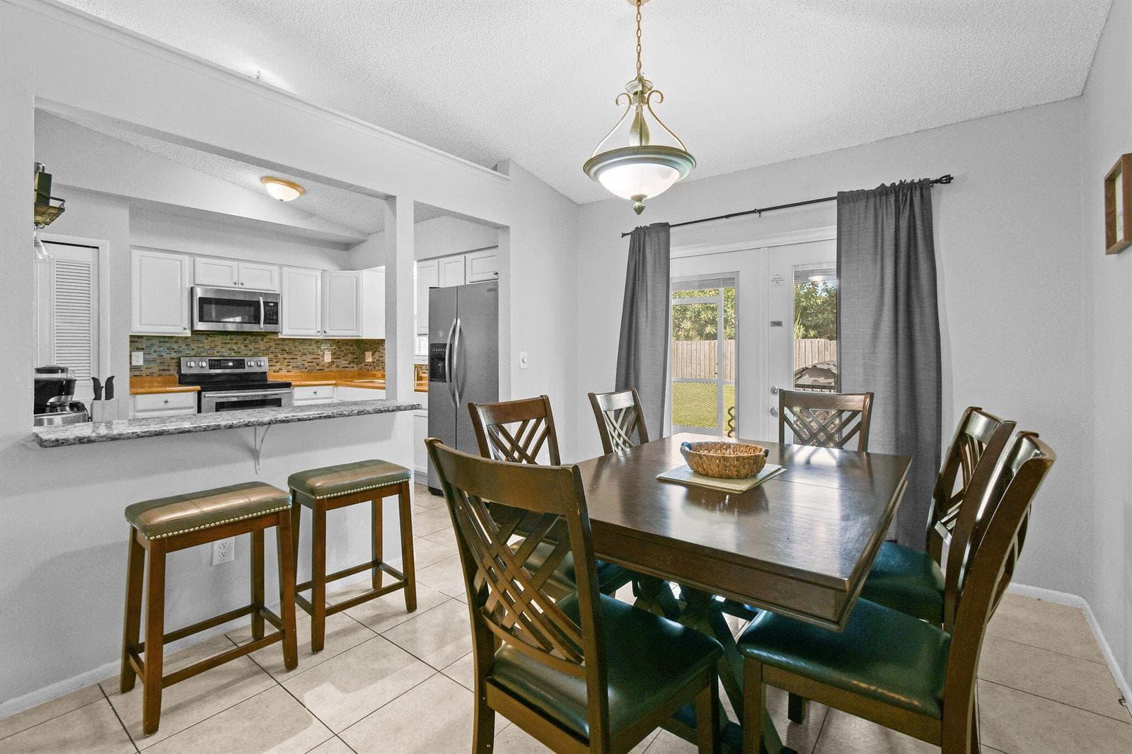 767 SE CHALOUPE Avenue, Port St. Lucie, FL 34983 — zdjęcie 5