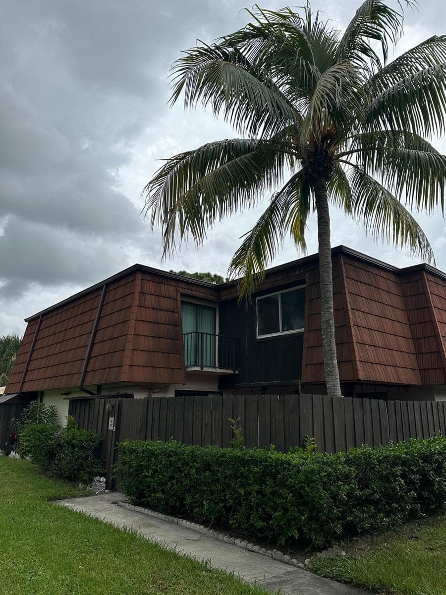 2100 WHITE PINE Circle # D, FL 33415 — zdjęcie 2