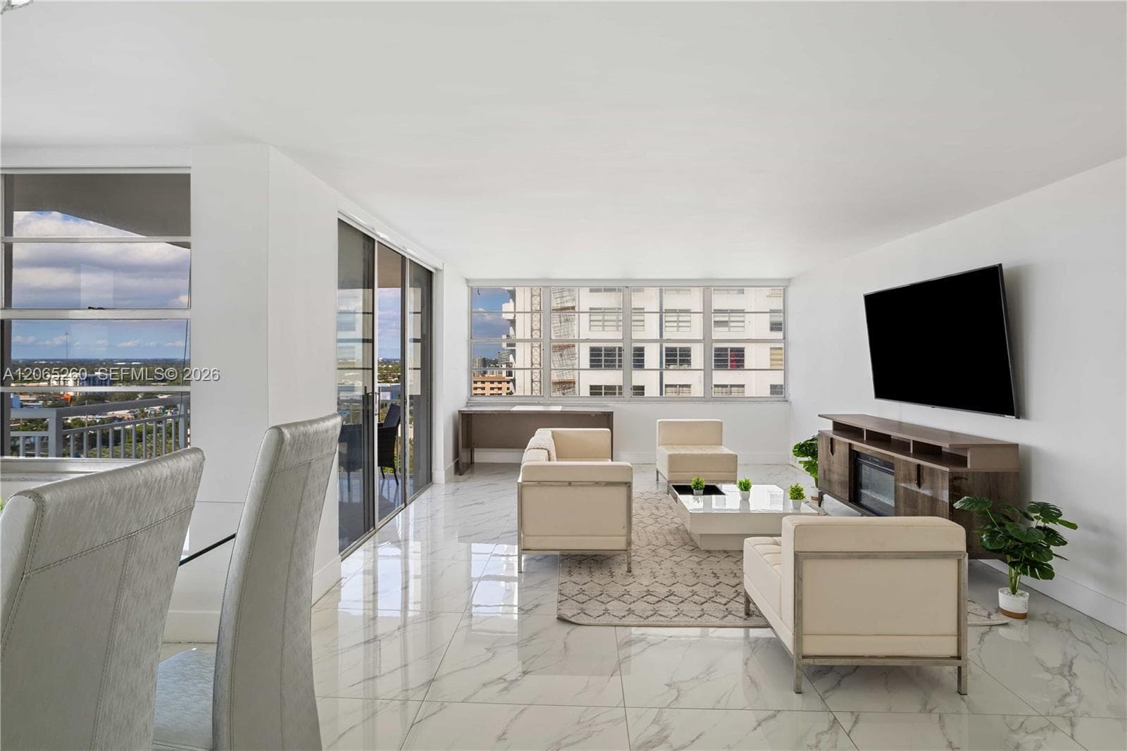 18051 Biscayne Blvd # 1904-1, Aventura, FL 33160 — zdjęcie 3