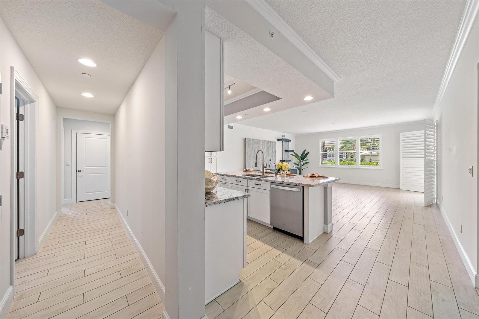 411 Bay Colony Drive N, Juno Beach, FL 33408 — zdjęcie 2