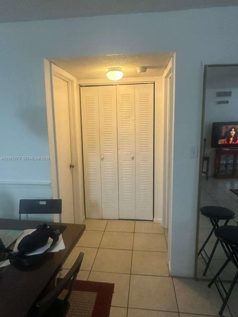 13287 Arbor Pointe Circle # 304, Tampa, FL 33617 — zdjęcie 4