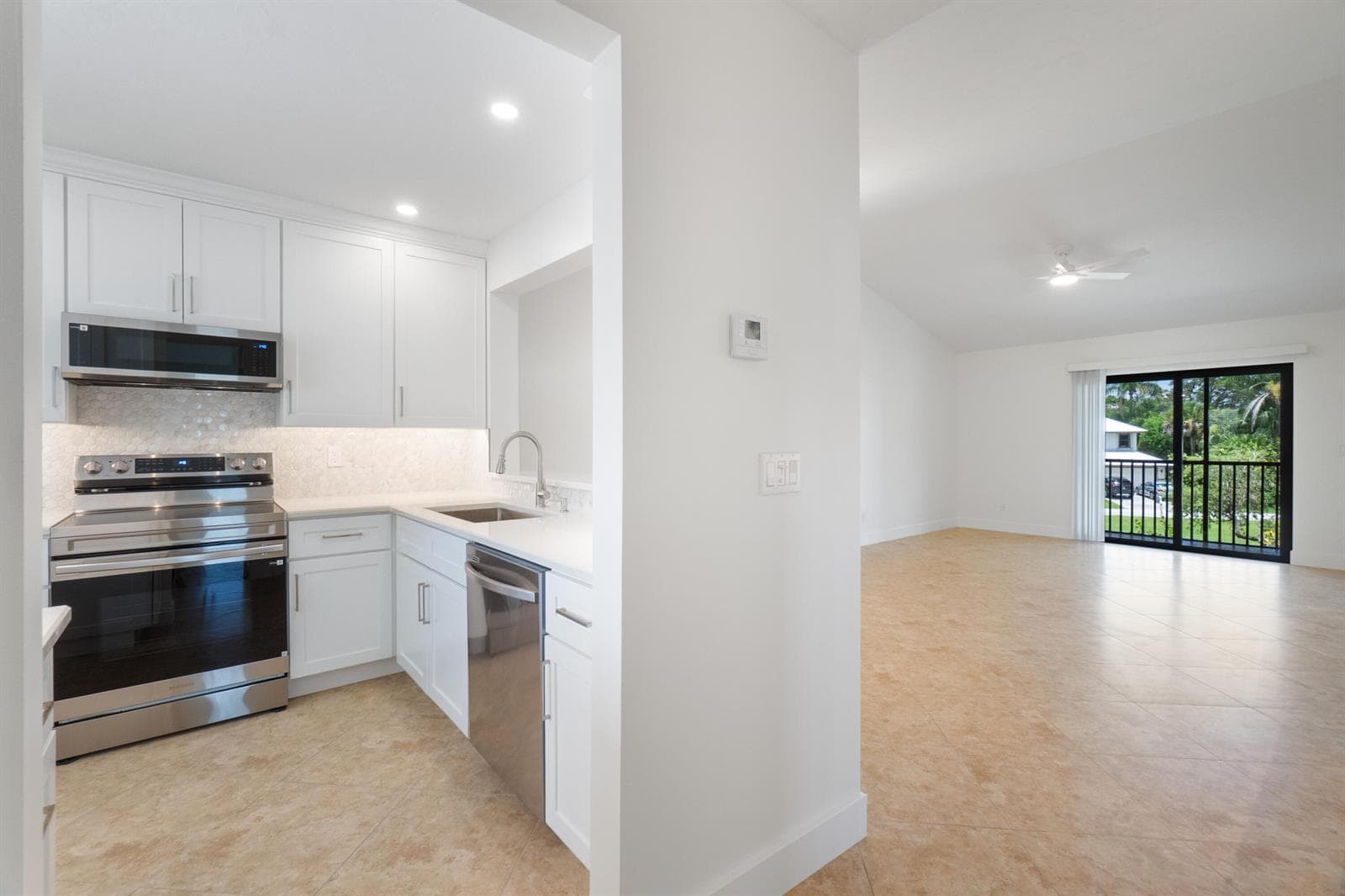 2061 NW 21ST Terrace # 108, Stuart, FL 34994 — zdjęcie 5