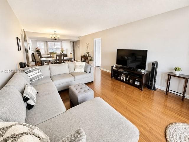 600 Three Islands Blvd # 1107, Hallandale Beach, FL 33009 — zdjęcie 5