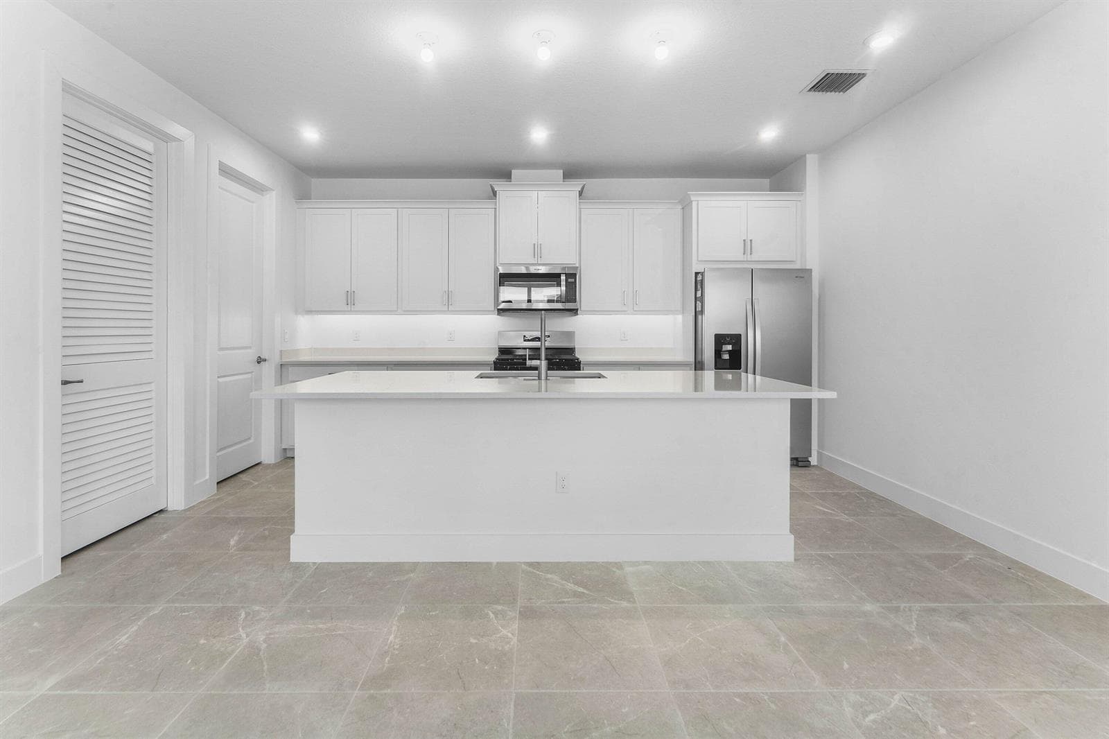 888 SW Newfield Avenue, Palm City, FL 34990 — zdjęcie 2