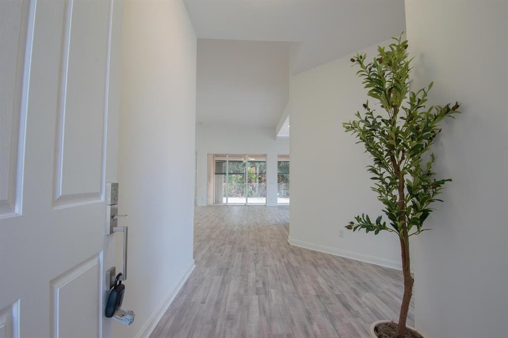 7046 FISH CREEK Lane, West Palm Beach, FL 33411 — zdjęcie 2
