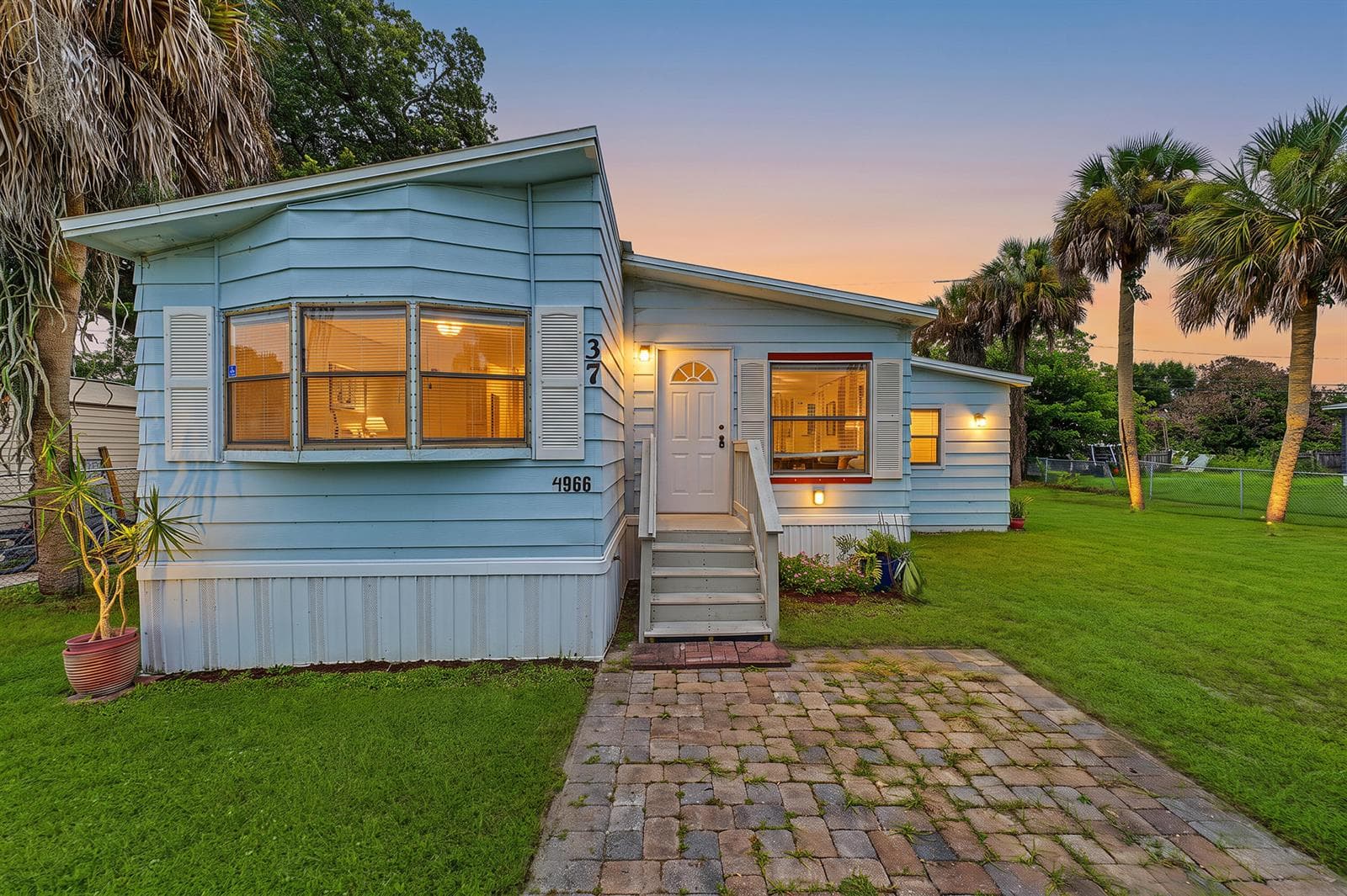 4966 Deanna Lane, Fort Pierce, FL 34946