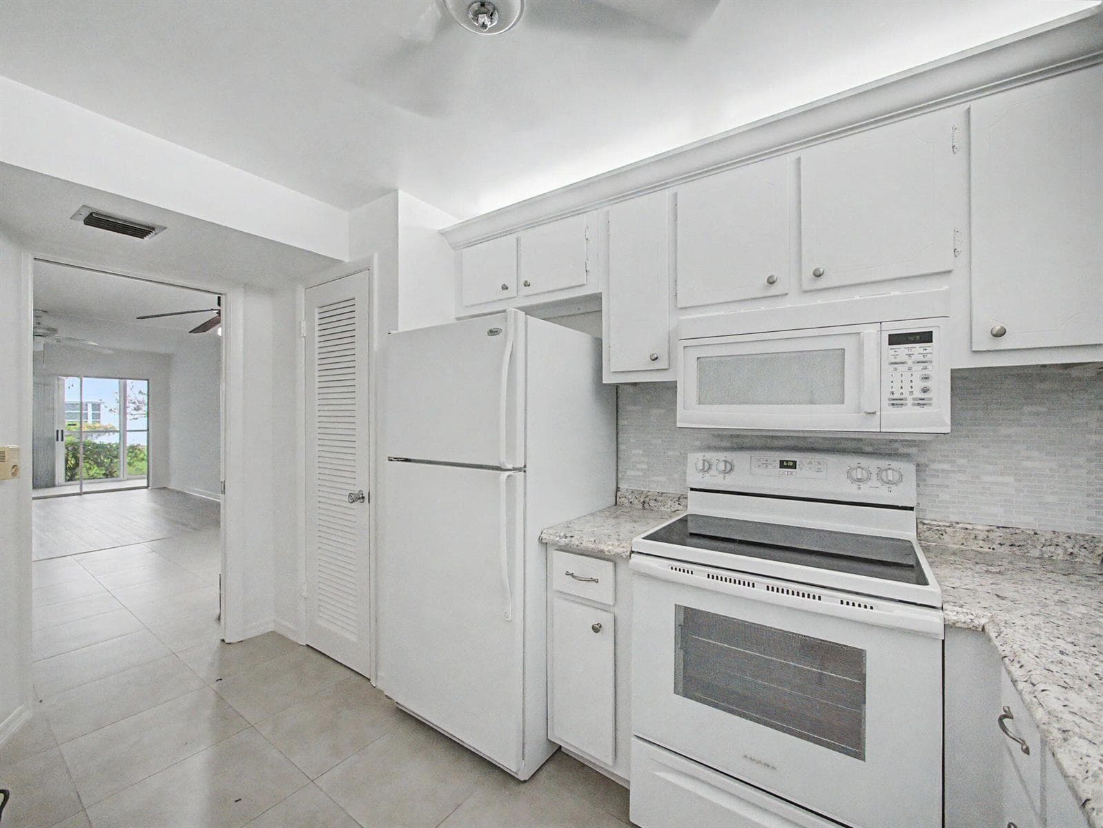 3 Westwood Avenue # 101E, Tequesta, FL 33469 — zdjęcie 4