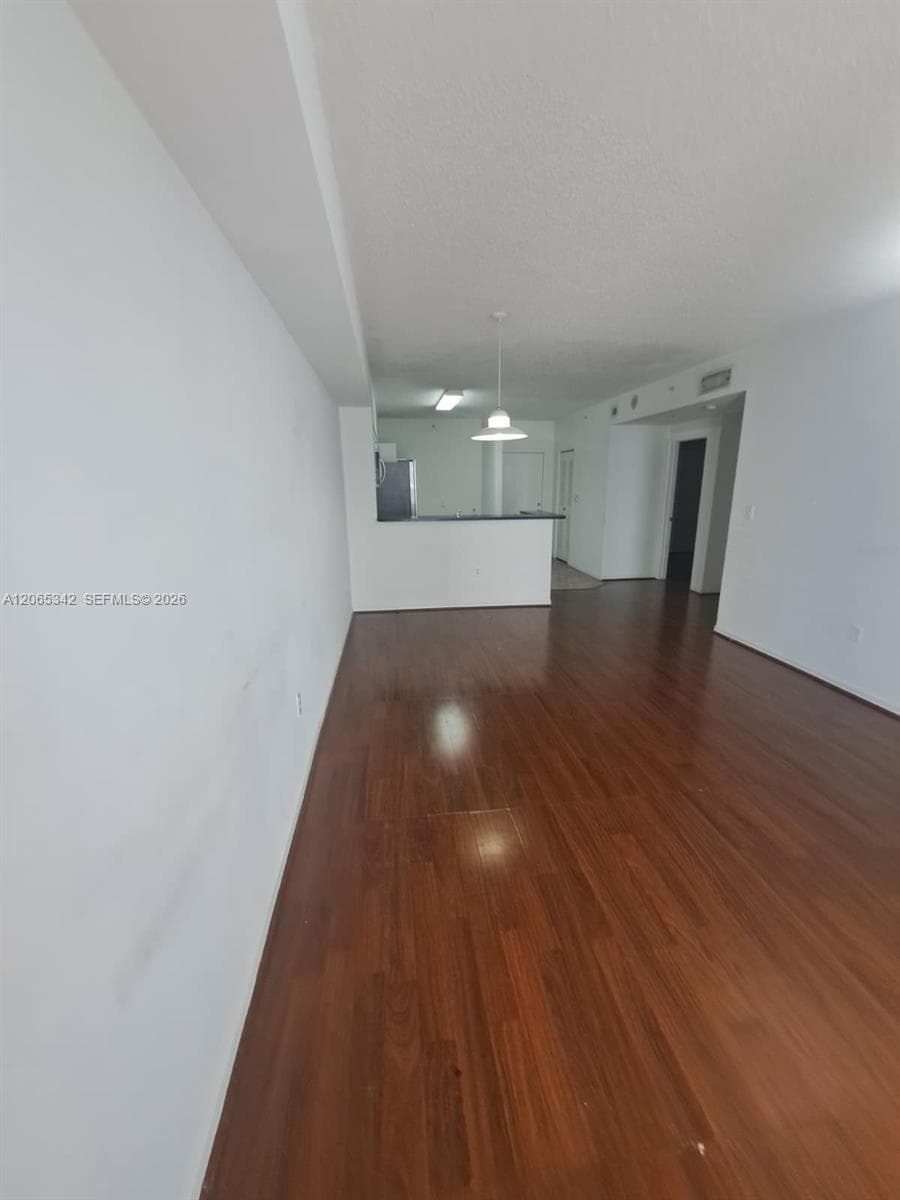 5091 NW 7th St # 1007, Miami, FL 33126 — zdjęcie 4